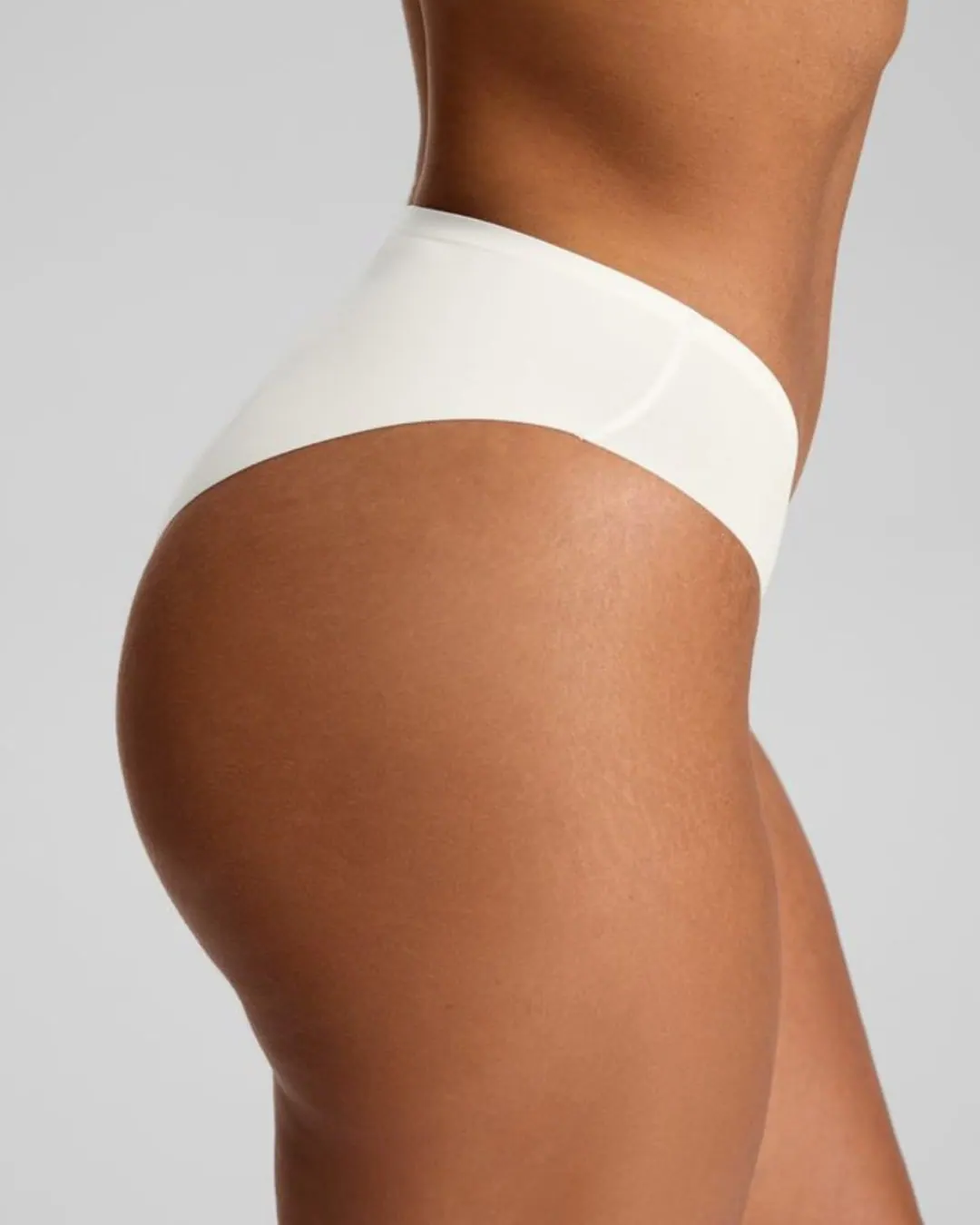 Depilación Glúteos con cera en Nude Skin Waxing, El Poblado, Medellín